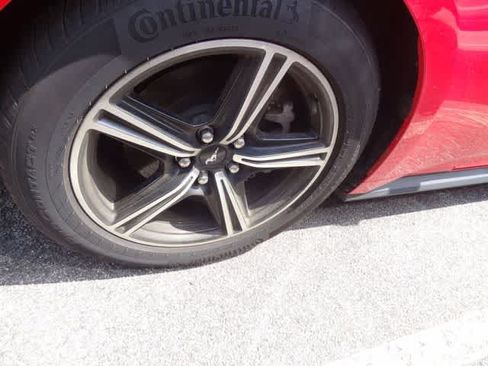 Used 2025 Ford Mustang Premium RWD image 13
