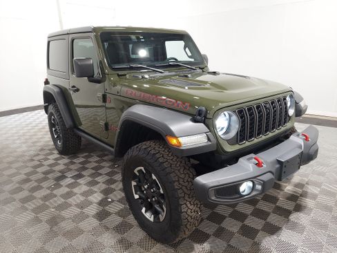 Used 2024 Jeep Wrangler Rubicon w/ Technology Group AWD/4WD image 4