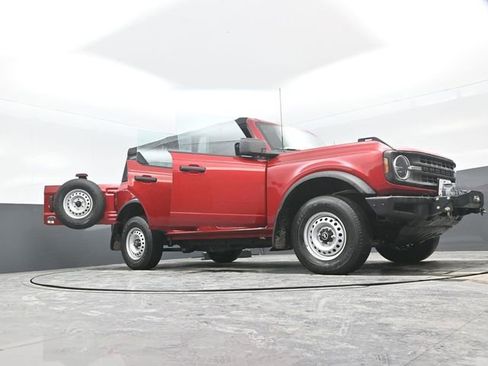 Used 2021 Ford Bronco Base image 35