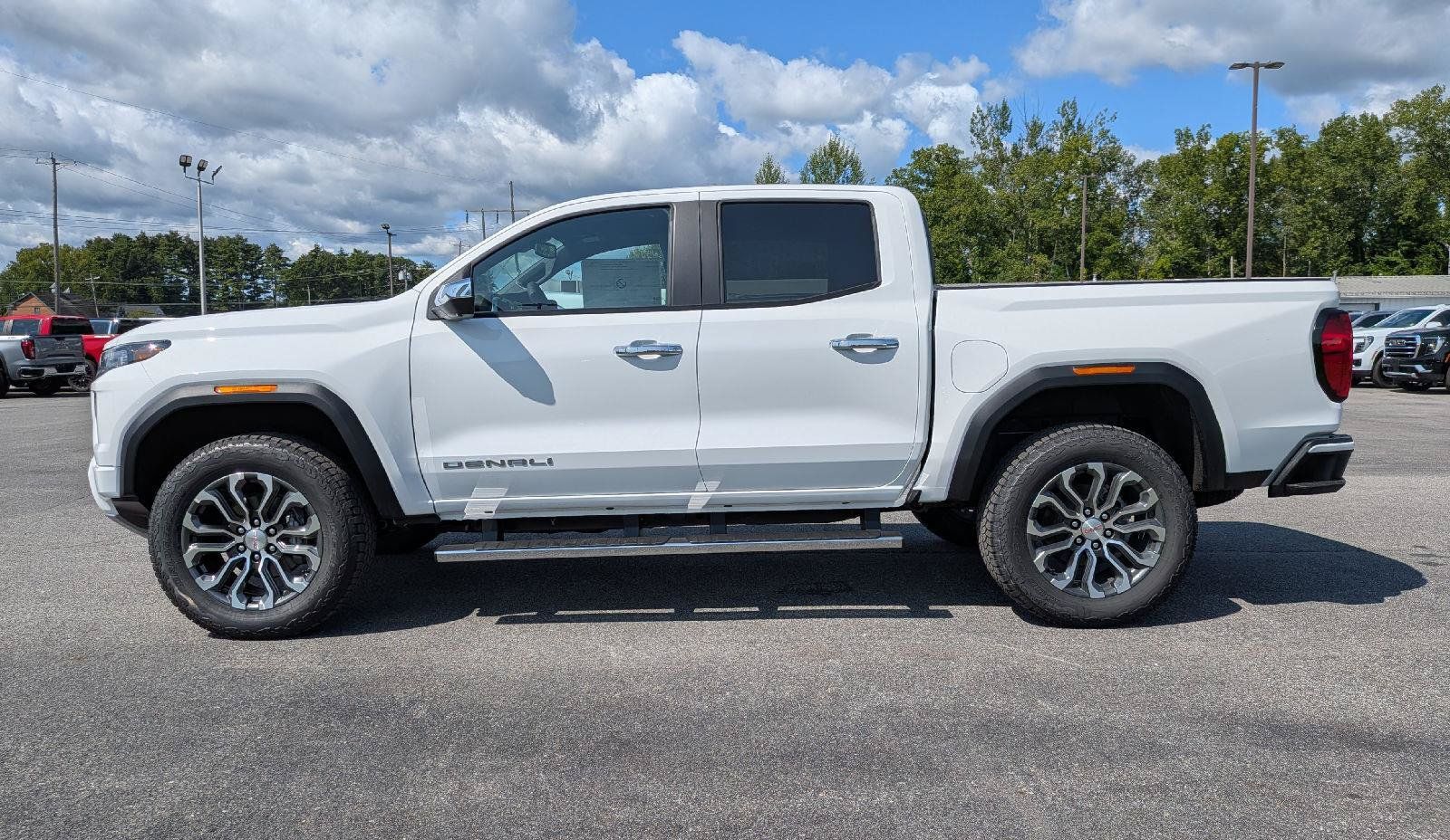 New 2026 GMC Canyon Denali AWD/4WD image 6