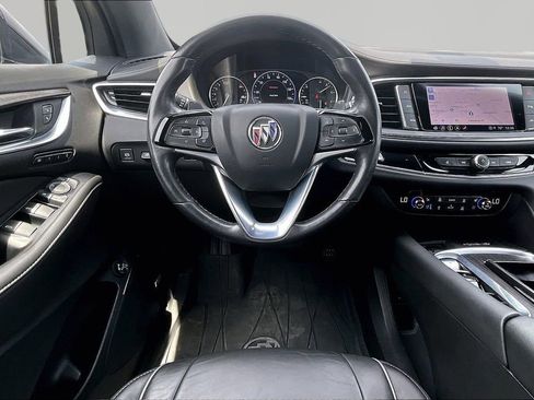 Used 2023 Buick Enclave Avenir w/ Avenir Technology Package AWD/4WD image 5