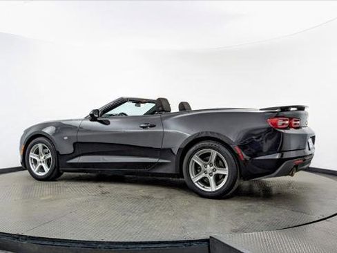 Used 2020 Chevrolet Camaro LT image 6