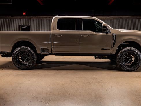 Used 2026 Ford F250 King Ranch w/ Chrome Package image 11