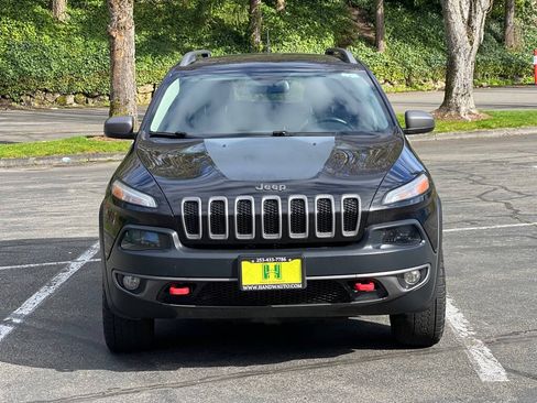 Used 2015 Jeep Cherokee Trailhawk w/ Leather Interior Group AWD/4WD image 8