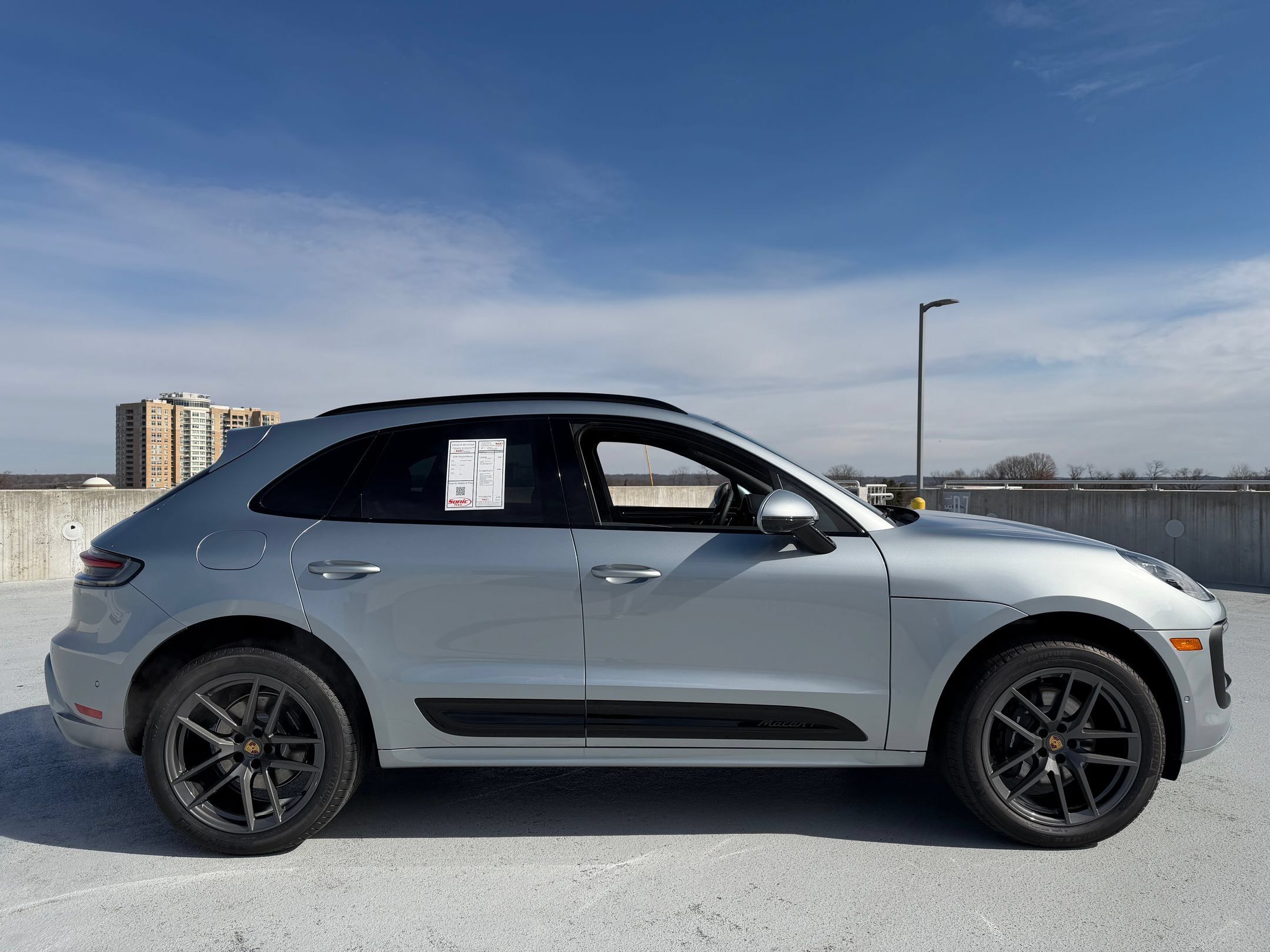 Used 2026 Porsche Macan Turbo AWD/4WD image 8
