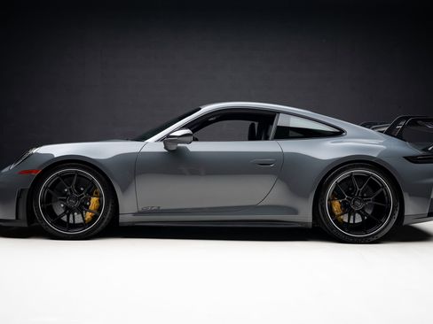 Used 2026 Porsche 911 GT3 RWD image 19