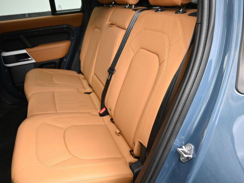 Certified 2023 Land Rover Defender 110 SE image 6