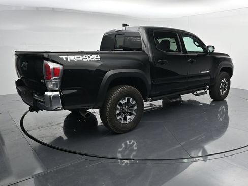 Used 2023 Toyota Tacoma TRD Off-Road AWD/4WD image 8