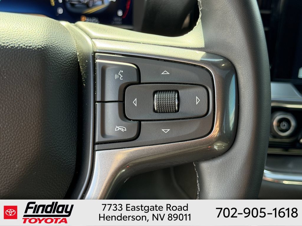 Used 2024 Chevrolet Silverado 3500 High Country w/ Technology Package AWD/4WD image 26