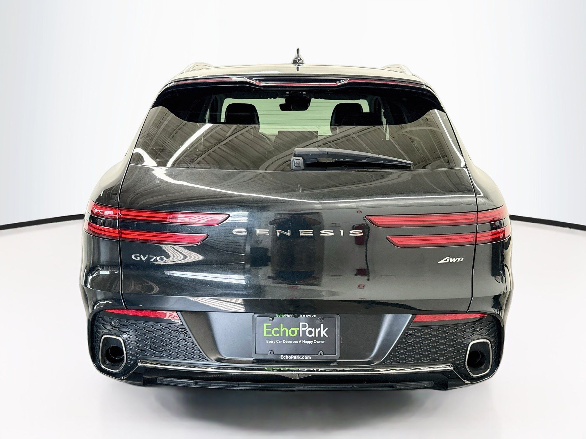Used 2025 Genesis GV70 2.5T AWD/4WD image 7