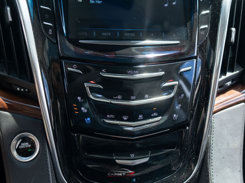 Used 2019 Cadillac Escalade ESV Premium Luxury AWD/4WD image 33