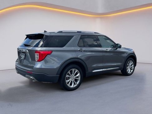 Used 2023 Ford Explorer Limited w/ Equipment Group 301A image 7