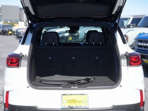 Used 2024 Chevrolet TrailBlazer RS w/ Driver Confidence Package image 30