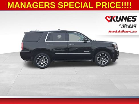 Used 2016 GMC Yukon Denali image 3