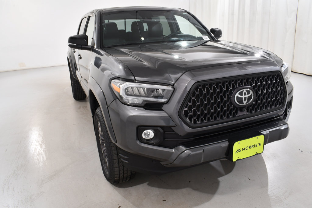 Used 2023 Toyota Tacoma Limited w/ Nightshade Package AWD/4WD image 4