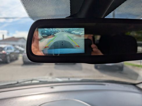 Used 2019 Dodge Journey SE w/ Connectivity Group FWD image 24