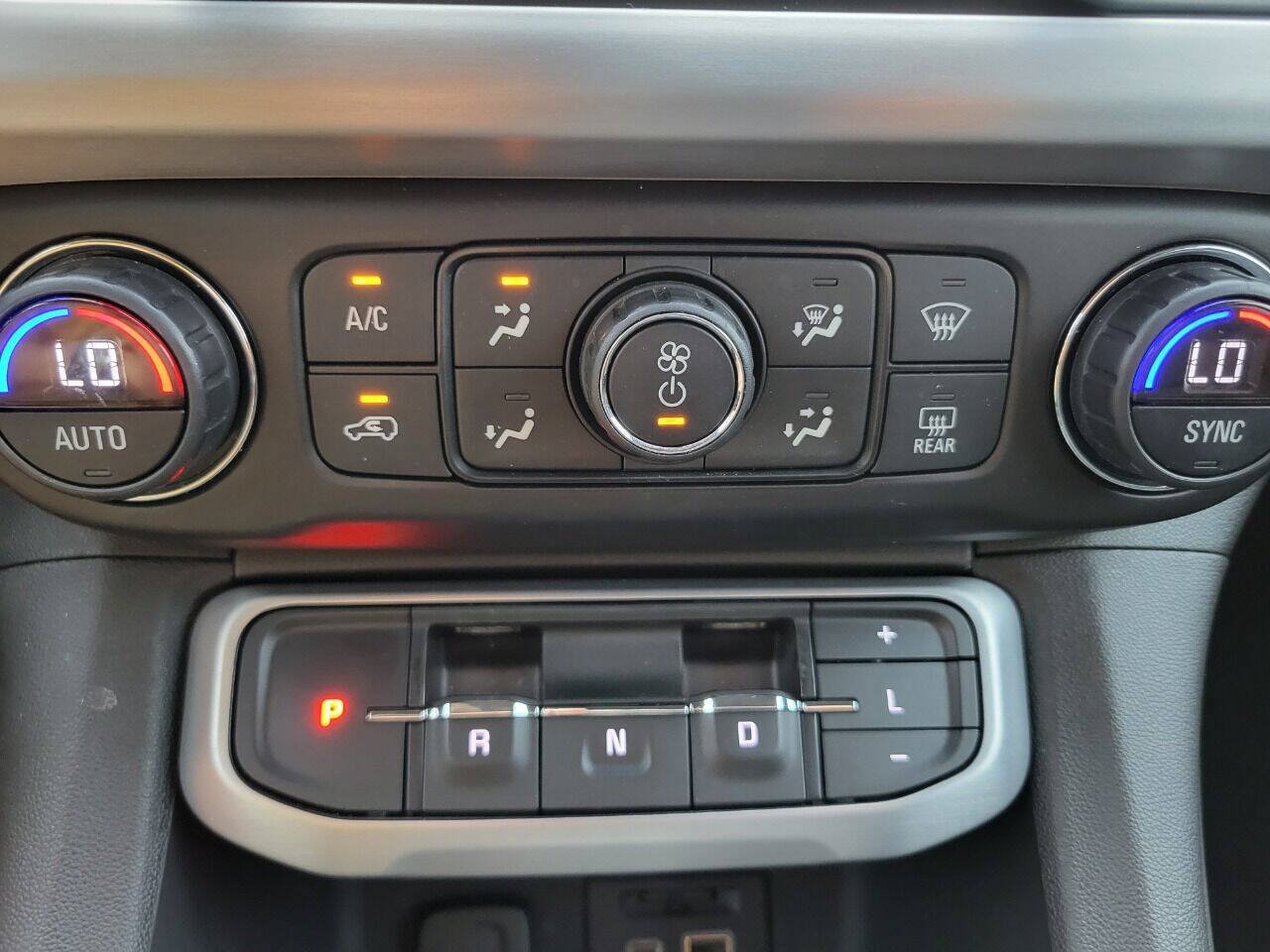 Used 2021 GMC Acadia SLT w/ Trailering Package FWD image 20