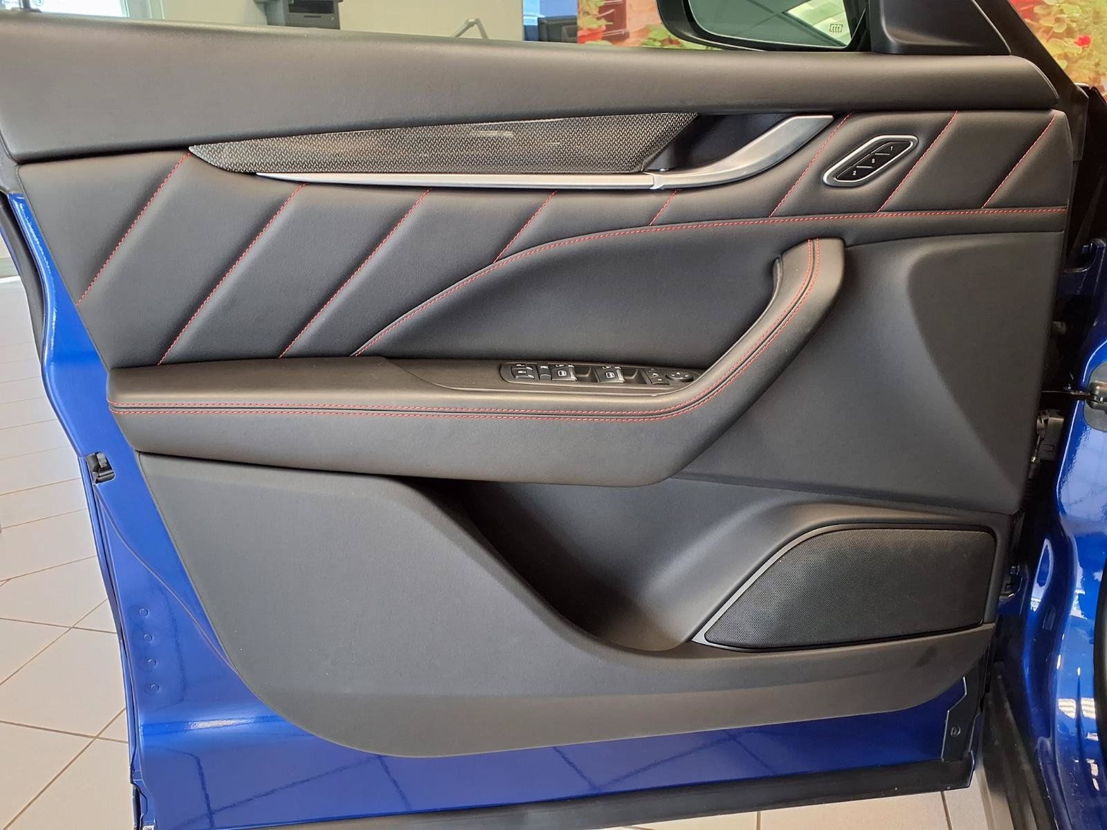 Used 2023 Maserati Levante GT AWD/4WD image 19