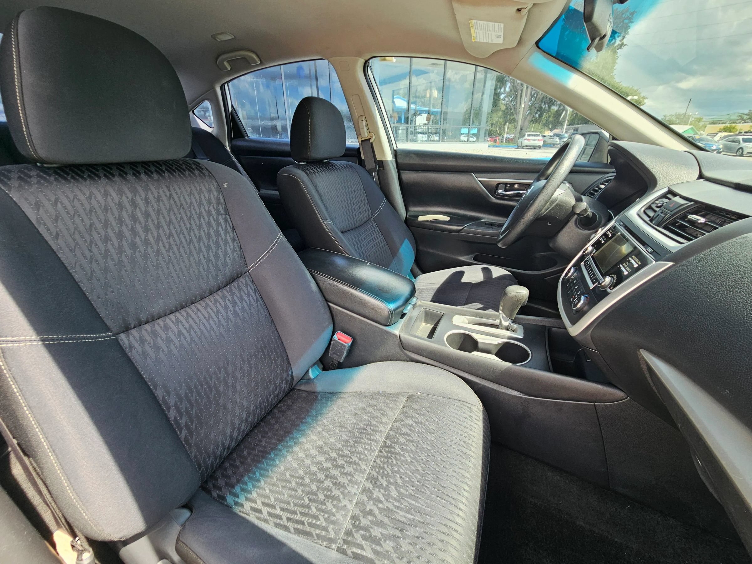 Used 2018 Nissan Altima 2.5 S w/ S Convenience Package FWD image 10