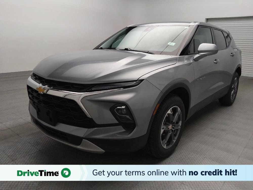 Used 2025 Chevrolet Blazer LT FWD image 1