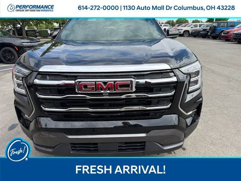 Used 2025 GMC Terrain Elevation AWD/4WD image 3