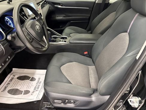 Used 2023 Toyota Camry LE FWD image 16