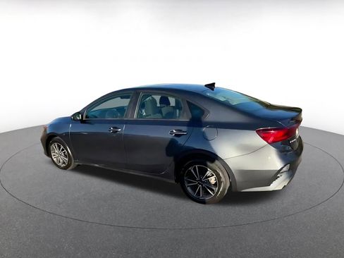 Used 2024 Kia Forte LXS image 10