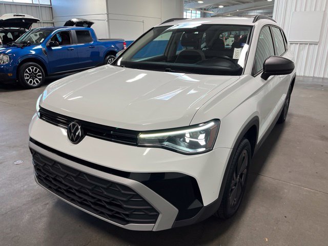 Used 2025 Volkswagen Taos S FWD image 7