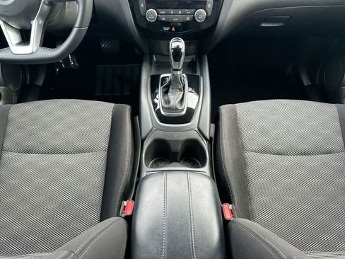 Used 2020 Nissan Rogue Sport SV w/ All-Weather Package image 30