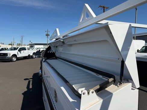 New 2026 Ford F550 4x4 Crew Cab image 18