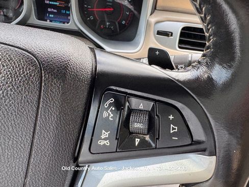 Used 2015 Chevrolet Camaro LT RWD image 17