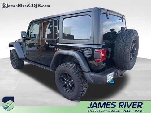 Used 2023 Jeep Wrangler Unlimited Rubicon 4xe image 7