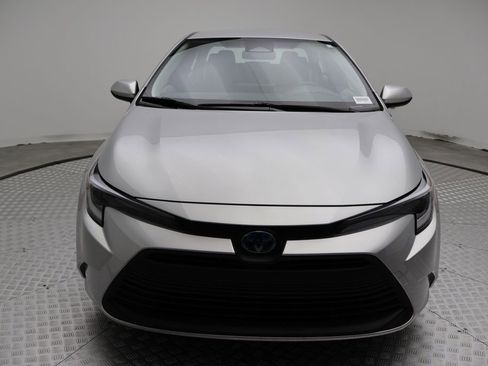 Certified 2024 Toyota Corolla LE image 5