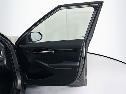 Used 2025 Kia Seltos S image 31