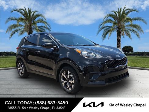 Used 2020 Kia Sportage LX FWD image 1