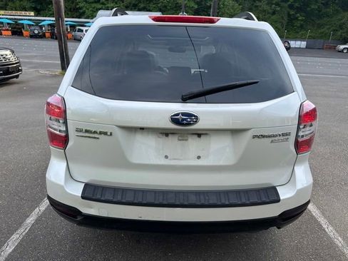 Used 2014 Subaru Forester 2.5i Premium AWD/4WD image 6