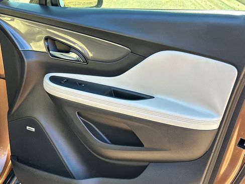 Used 2017 Buick Encore Premium image 14