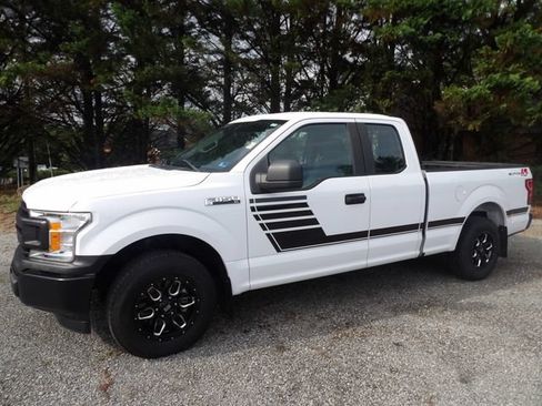 Used 2018 Ford F150 XL w/ Equipment Group 101A Mid RWD image 1