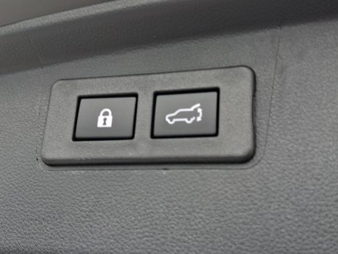 Certified 2025 Subaru Outback Limited AWD/4WD image 31