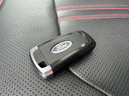 Used 2024 Ford Expedition Limited AWD/4WD image 32