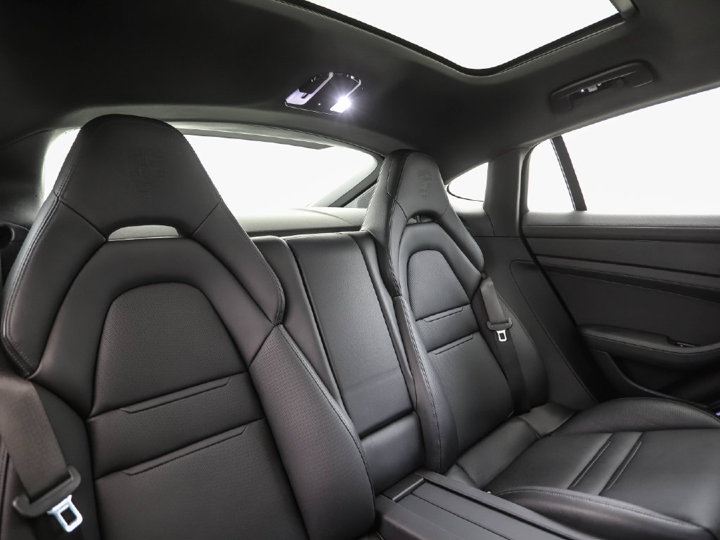 Used 2023 Porsche Panamera 4 Platinum Edition AWD/4WD image 28