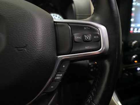 Used 2021 RAM 1500 Laramie AWD/4WD image 18