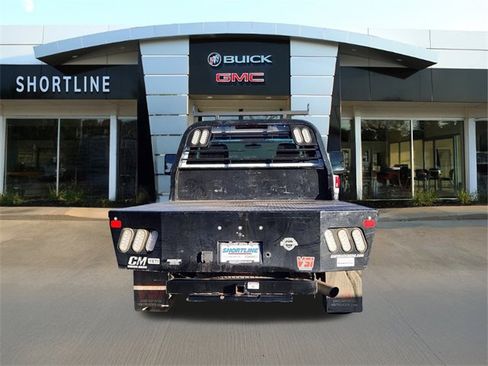 Used 2022 GMC Sierra 2500 Pro w/ Convenience Package image 5