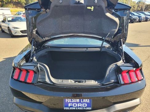 Certified 2024 Ford Mustang Coupe image 8