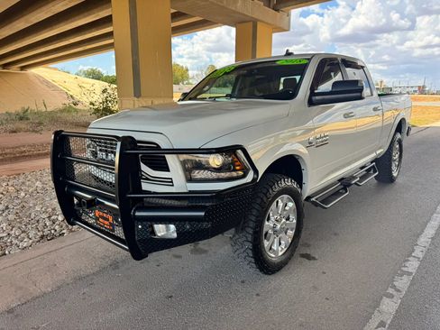 Used 2018 RAM 2500 Laramie w/ Sport Appearance Group AWD/4WD image 7