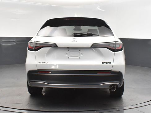 Used 2024 Honda HR-V Sport image 6