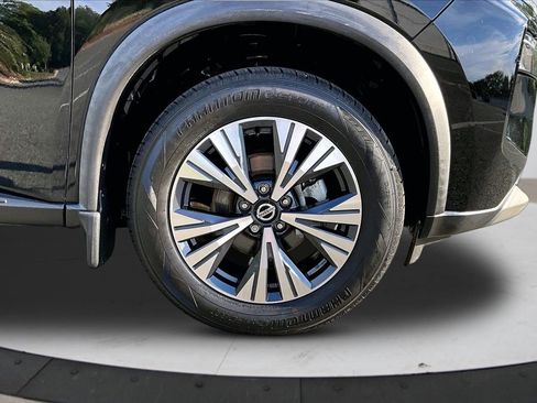 Used 2021 Nissan Rogue SV w/ Premium Package AWD/4WD image 33