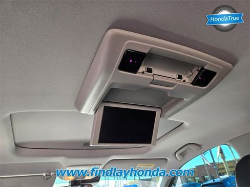 Certified 2018 Honda Pilot Touring image 15