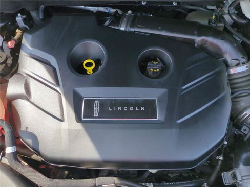 Used 2019 Lincoln MKC Reserve AWD/4WD image 24