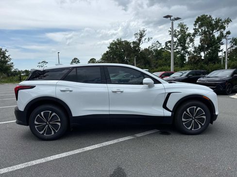 New 2025 Chevrolet Blazer EV LT image 2